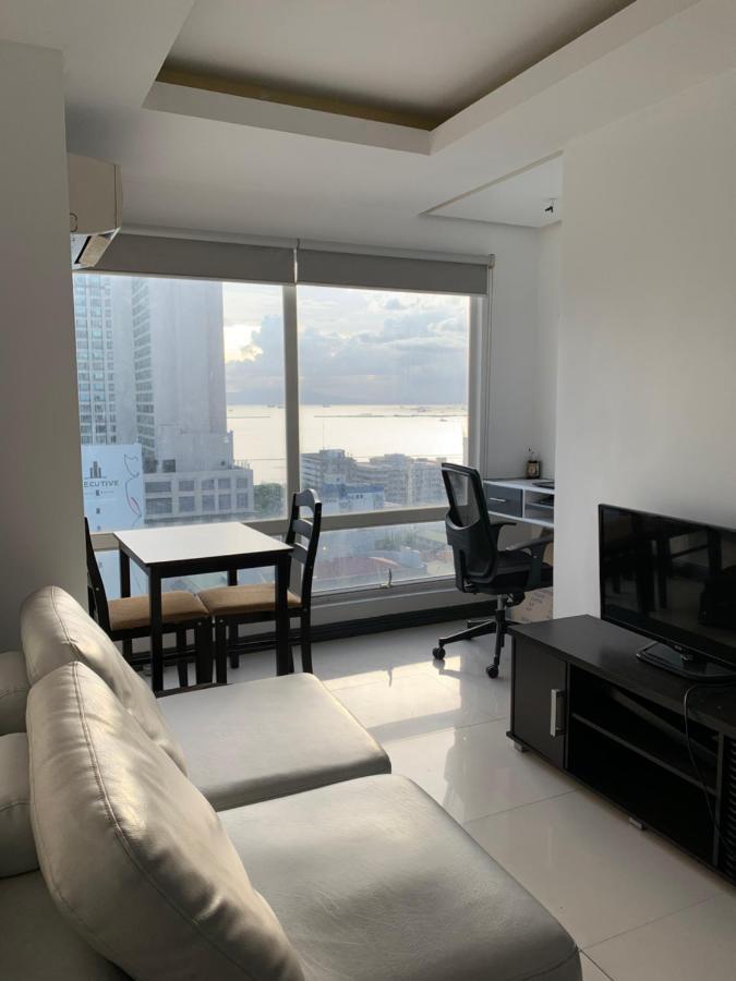 1 Bedroom With Balcony, Fully Furnished Overlooking Manila Bay At Birch Tower, Malate, Manila Exterior foto